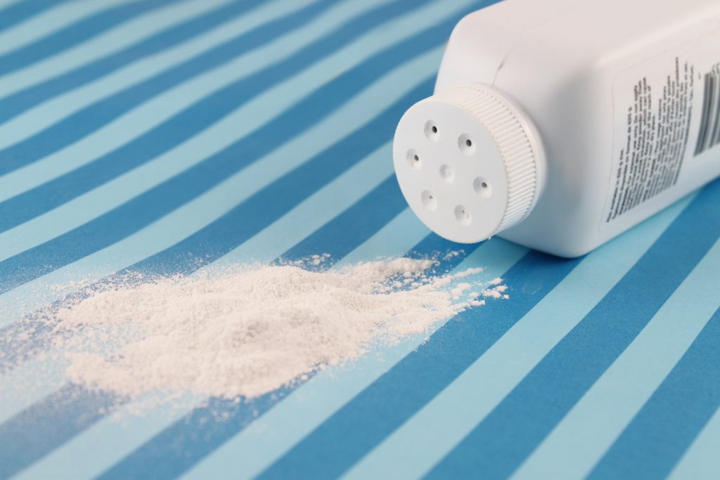 Talcum powder best sale for itching